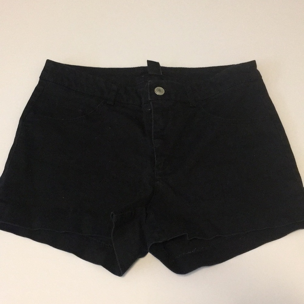 5/$25 H&M Black High Waist Shorts
